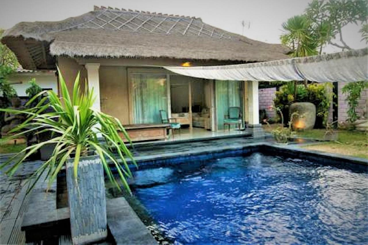 Bamboo Moon Villas Sanur Екстериор снимка
