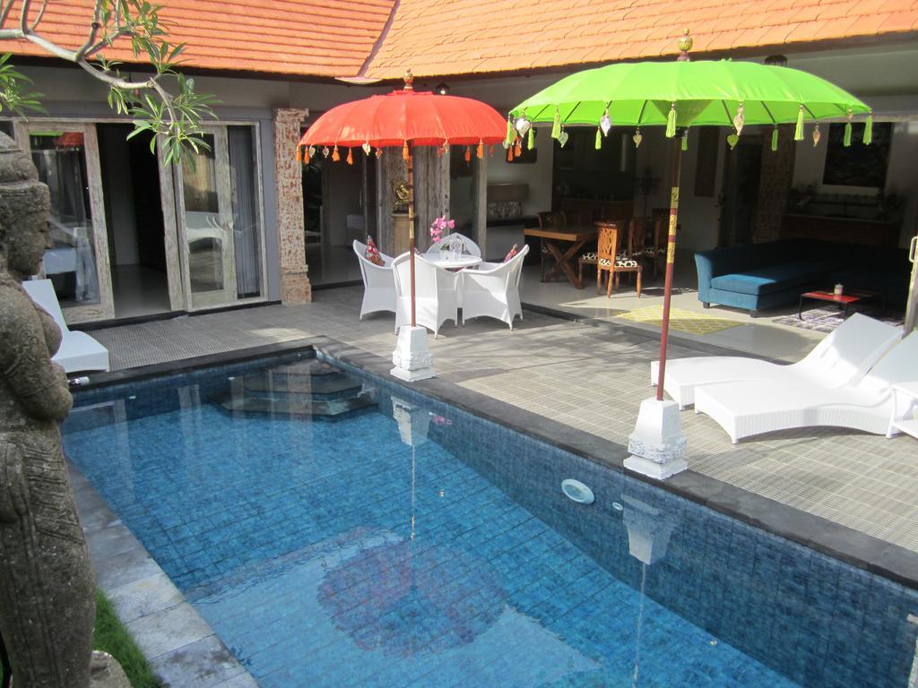 Bamboo Moon Villas Sanur Екстериор снимка