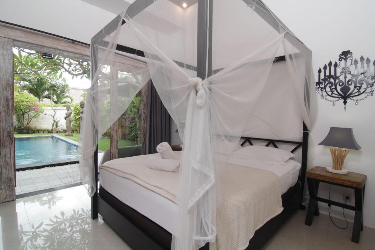 Bamboo Moon Villas Sanur Екстериор снимка