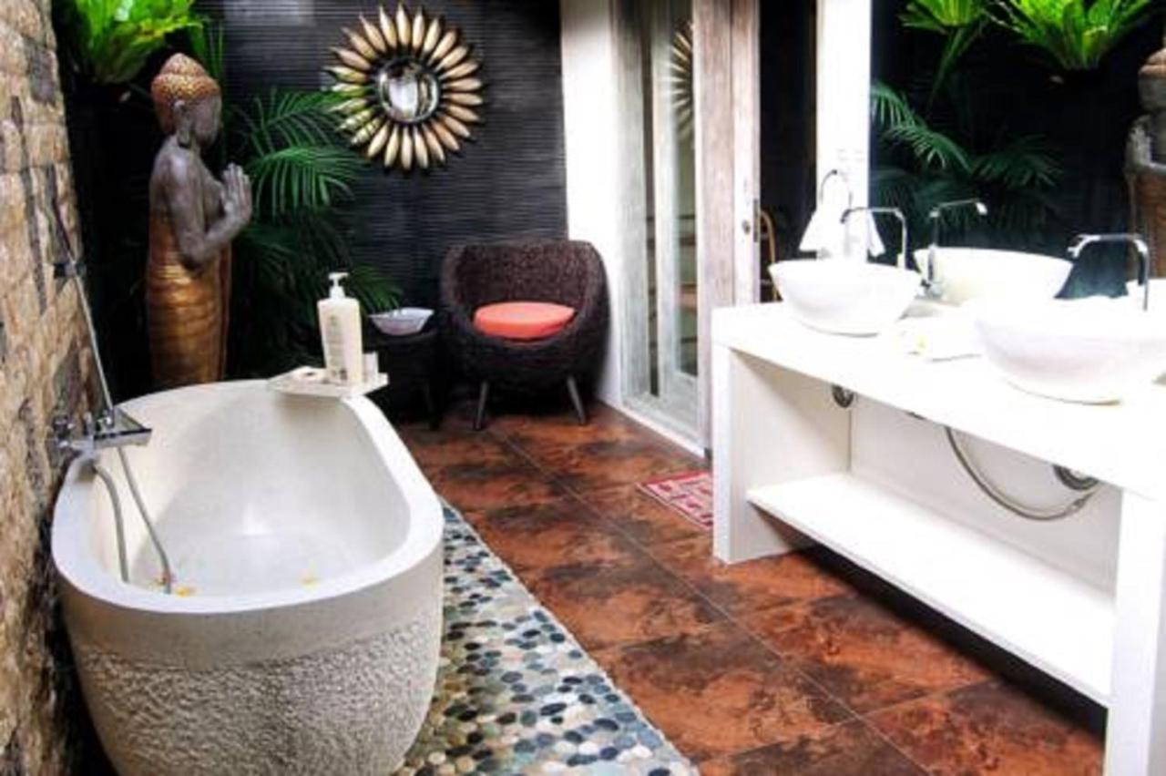 Bamboo Moon Villas Sanur Екстериор снимка